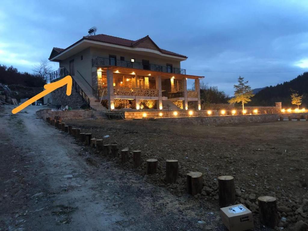 Vila Shen Maria Hotel Voskopojë Exterior foto
