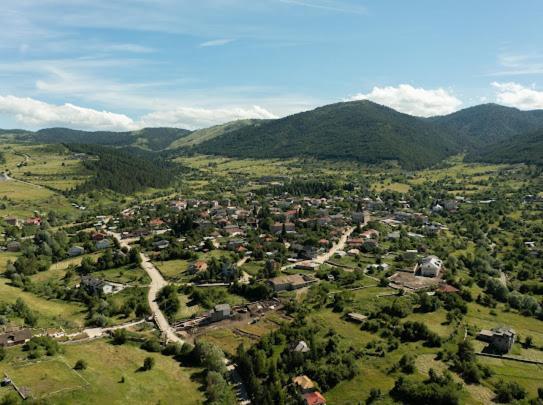 Vila Shen Maria Hotel Voskopojë Exterior foto